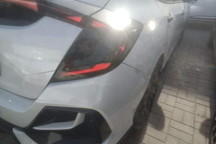 Used Honda Civic 2021 HATCHBACK 220TURBO CVT Trendy Cool Edition
