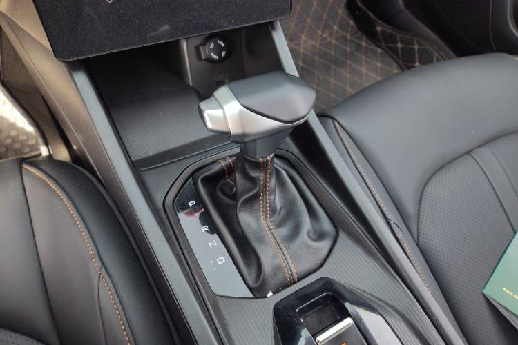 Used Dongfeng Aeolus Yixuan 2024 1.5L Automatic JingSu Edition
