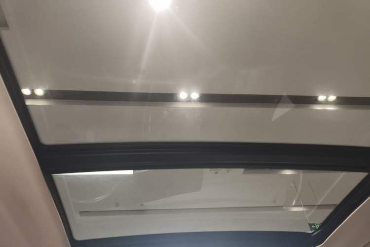 Used BMW X5 2021 xDrive40i M Sport Package Headliner