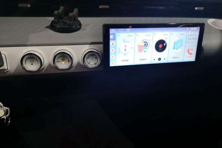 Used Wuling Hongguang MINIEV 2022 GAMEBOY 200km Gaming Edition with Lithium Iron Phosphate