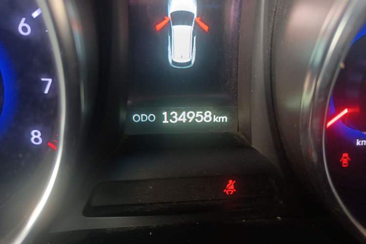 Used Hyundai Santa Fe 2015 2.0T Automatic Two-Wheel Drive Smart Version 5 Seats
