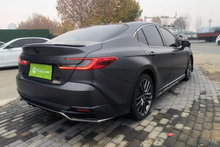 Used Toyota Camry 2025 Dual-Motor 2.0 HXS Glory Edition
