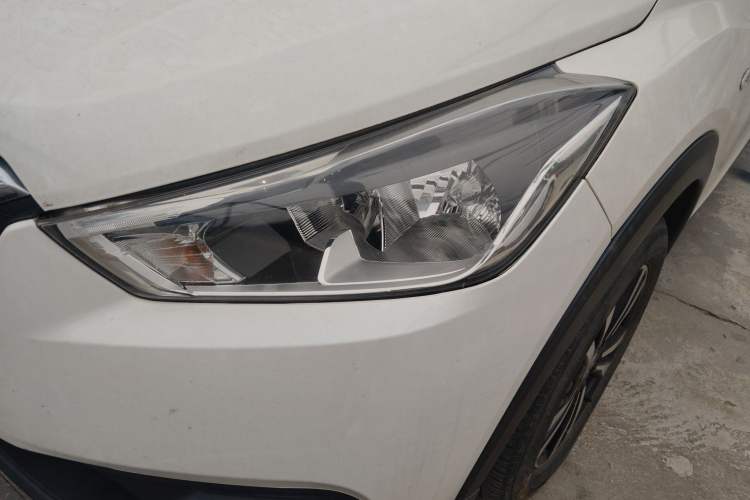 Used Nissan Kicks 2019 1.5L Manual Cool Edition