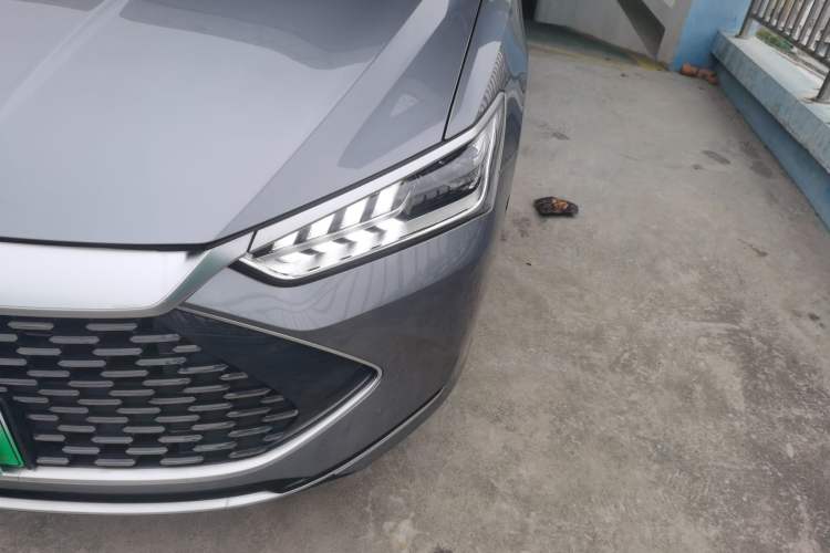 Used BYD Qin PLUS 2024 HONOR Edition DM-i 55KM Leading Model
