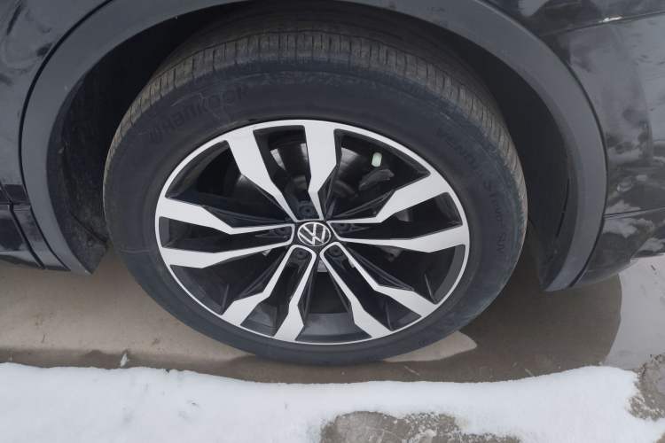 Used Volkswagen Tiguan L 2021 330TSI Automatic Two-Wheel Drive R-Line Enhanced Edition