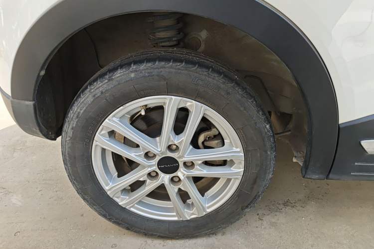 Used Dayun Yuehu 2022 30.66 kWh Two-Wheel Drive Standard Version Right Rear Wheel Hub