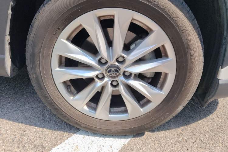 Used Toyota Corolla Cross 2022 2.0L Elite Edition Right Front Wheel Hub