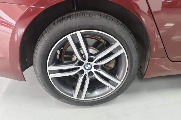 Used BMW 5 Series 2021 Restyled 530Li Leading Edition Luxury Package Exterior 5