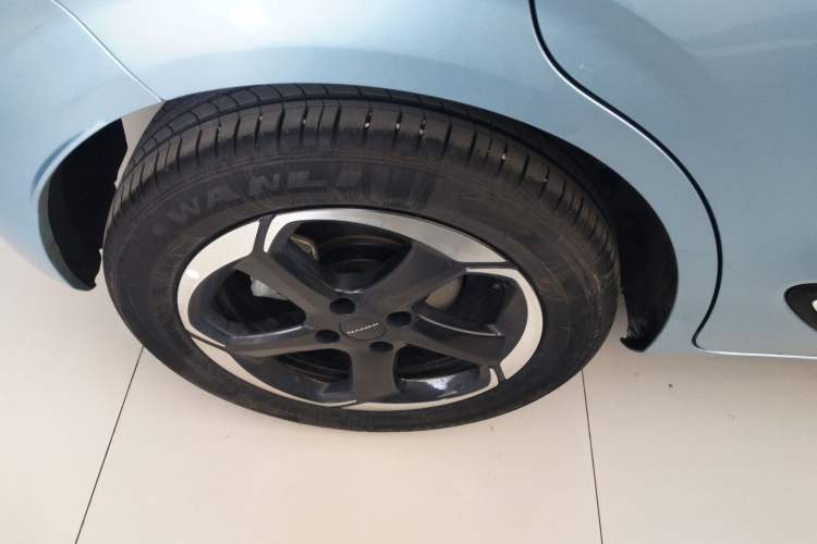 Used Dongfeng NAMMI 01 2024 430 Max Smart+ Right Rear Wheel Hub