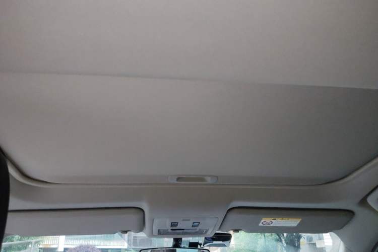 Used Toyota RAV4 2015 2.0L CVT Two-Wheel Drive Fashion Edition
