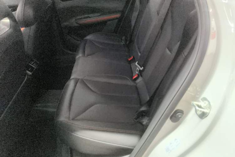 Used Changan UNI-V 2023 1.5T Prestige Model
