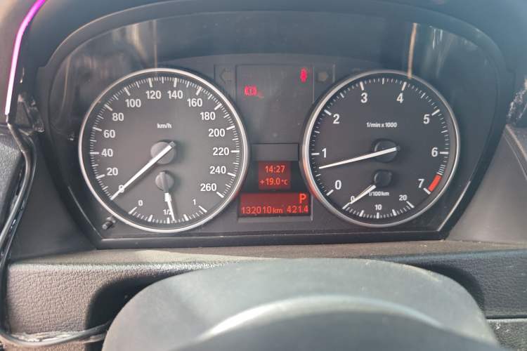 Used BMW X1 2014 sDrive18i Leading Model
