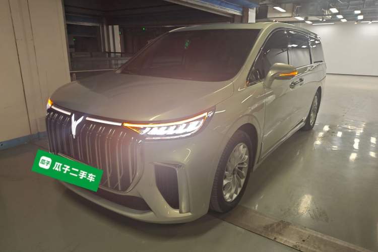 Used VOYAH Dream 2024 PHEV Extended-Range Premium Edition