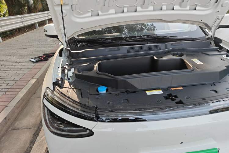 Used Dongfeng NAMMI 01 2024 New Edition 330 Plus Smart+
