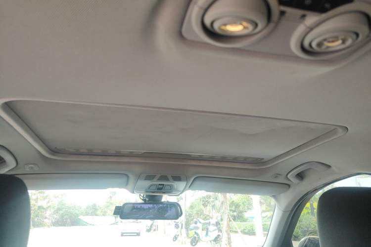 Used BMW 3 Series 2016 320Li Ambition Model
