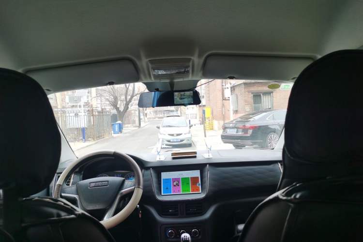 Used Jinbei Gold Hiace 2024 1.5L Passenger Vehicle Engineering Lion 9 Seats