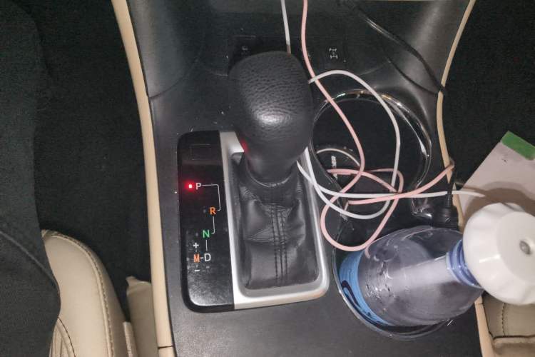 Used Toyota Highlander 2018 2.0T Four-Wheel Drive Elite Edition 7 Seats China VI Standard
