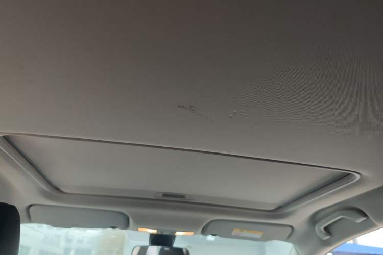 Used Soueast DX5 2019 1.5T CVT Luxury Model Headliner