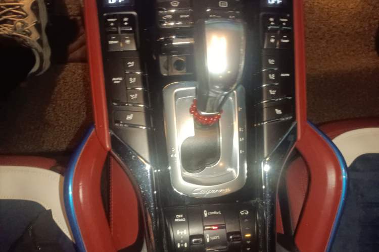 Used Porsche Cayenne 2015 Cayenne 3.0T Gear Lever