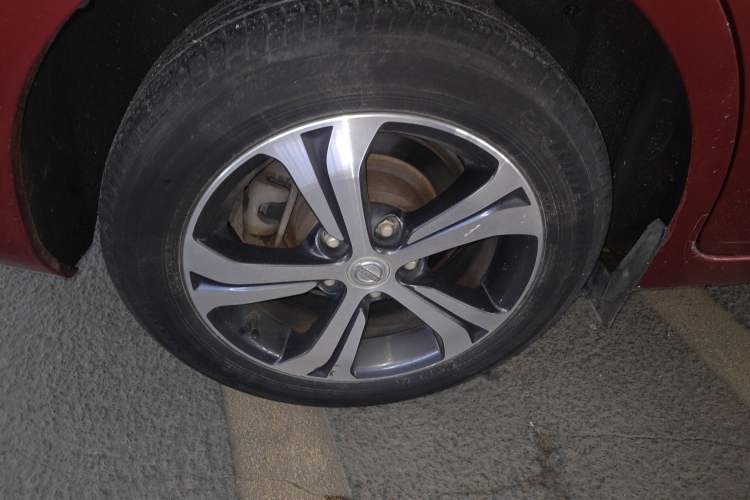 Used Nissan Tiida 2016 1.6L CVT Smart Drive Edition Right Rear Wheel Hub