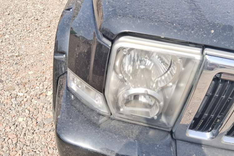 Used Jeep Commander Classic 2007 5.7