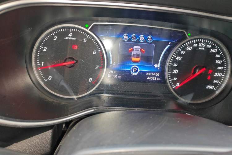 Used Hongqi H5 2022 Classic Model Facelift 1.5T DCT Qiyun Edition
