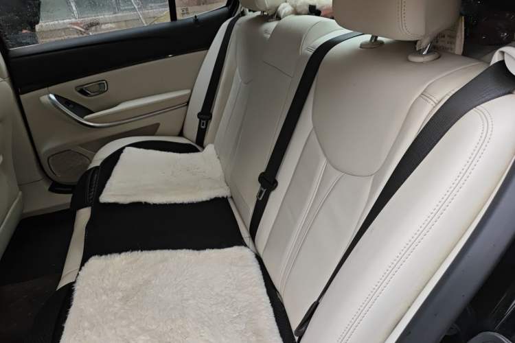 Used Roewe e950 2016 1.4T Luxury Edition