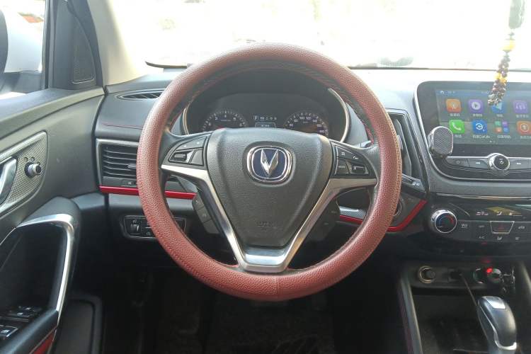 Used CHANGAN CS55 2018 1.5T Automatic Colorful Edition China V Standard
