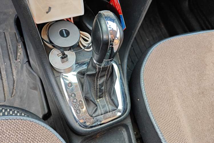Used Volkswagen Polo 2012 1.6L Cross Polo Automatic Transmission Gear Lever