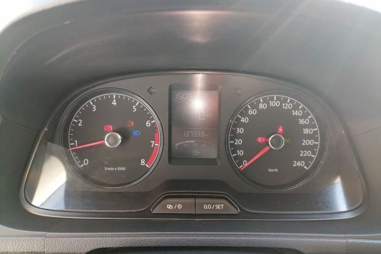 Used Volkswagen Lavida 2017 1.6L Automatic Comfort Edition Instrument Cluster