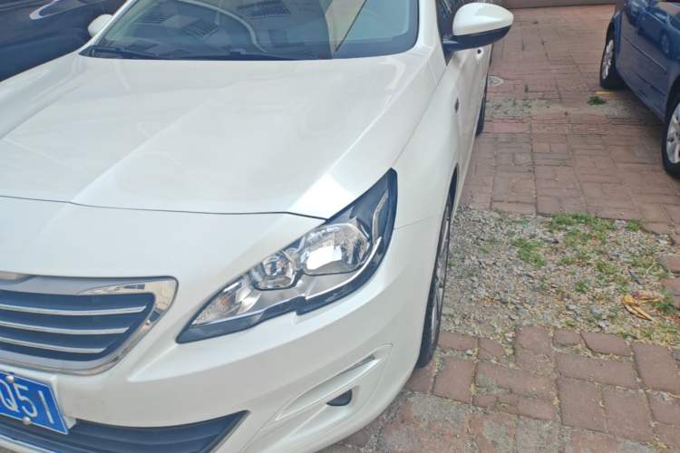 Used Peugeot 408 2015 1.2T Automatic Luxury Edition Left Front Headlight