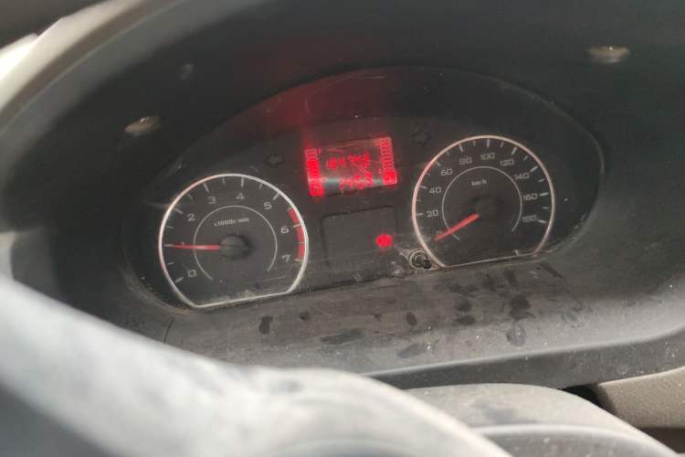 Used Wuling Rongguang V 2016 1.2L Practical Version Instrument Cluster