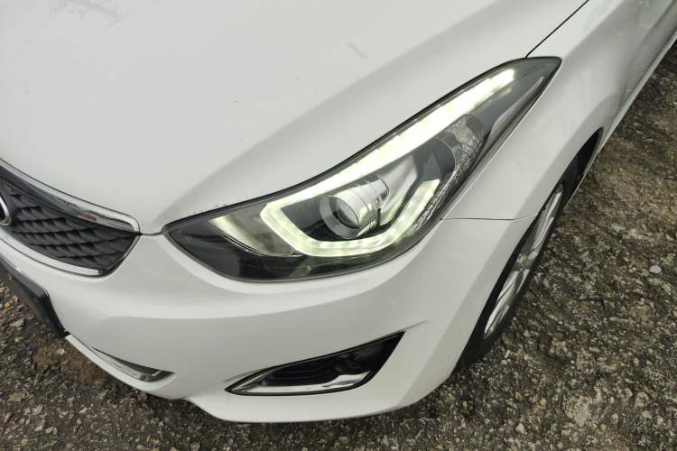 Used Hyundai Elantra (5th Generation / Langdong) 2016 1.6L Automatic Prestige Model