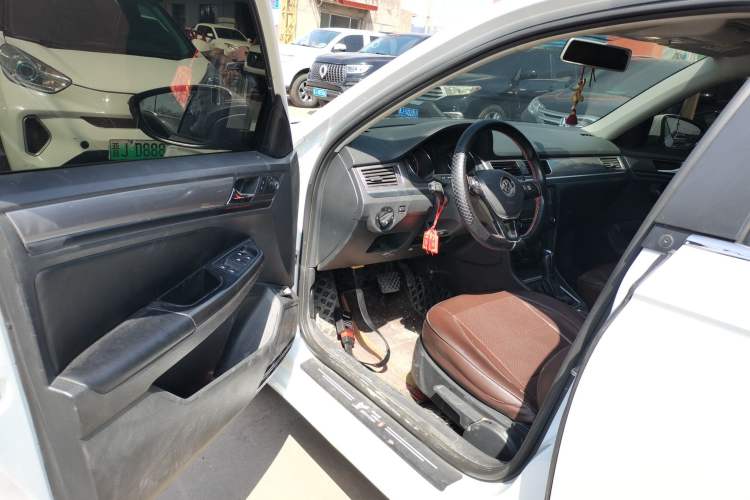 Used Volkswagen Bora 2019 Bora Legend 1.5L Automatic Leading Model China VI Standard Driver Seat