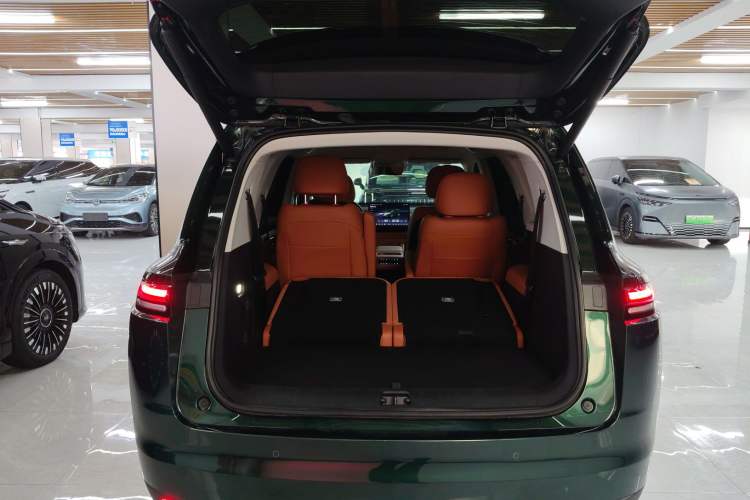 Used Leapmotor C16 2024 Range-Extended 200 Luxury Edition Trunk