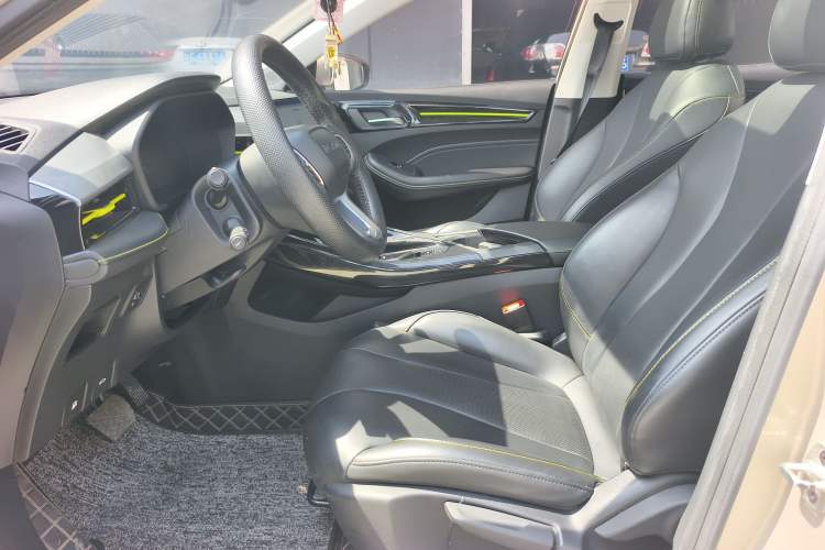 Used Roewe i5 2021 1.5L CVT Diamond Edition Left Front Seat