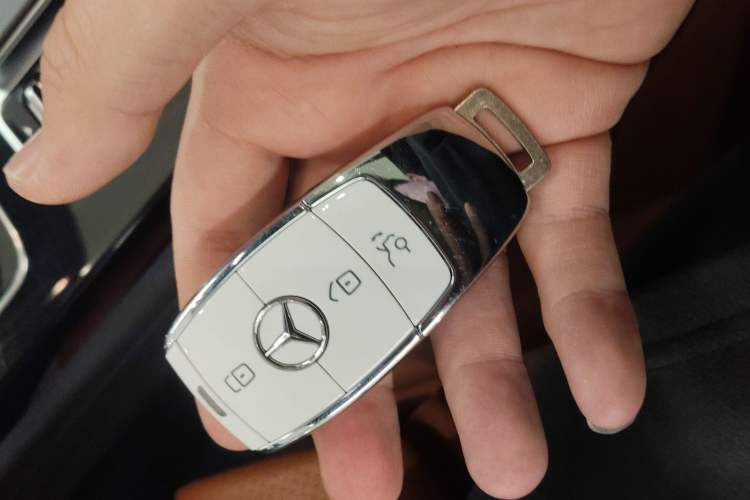 Used Mercedes-Benz GLC Coupe 2020 GLC 260 4MATIC Coupe SUV Interior 1