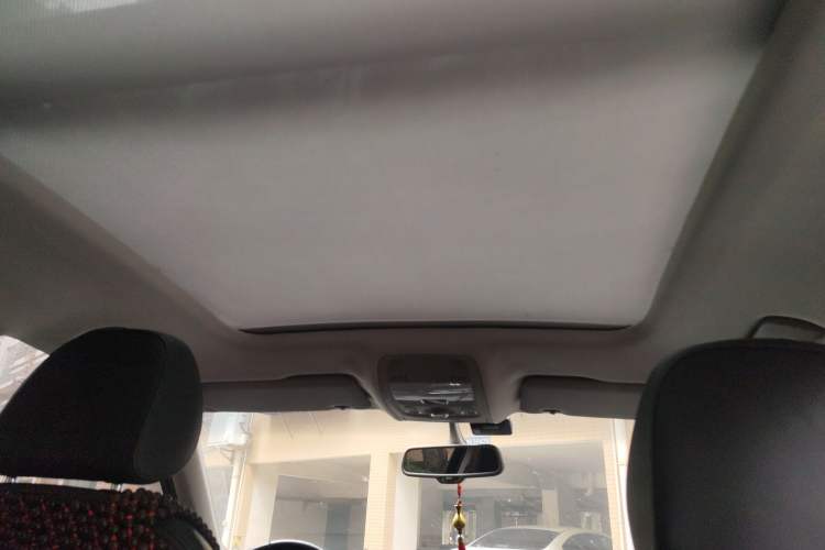 Used Audi Q5 2011 2.0TFSI Comfort Version Headliner