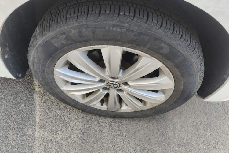 Used Volkswagen Bora 2019 Facelift Bora·Legend 1.5L Automatic Fashion Edition China VI Standard Right Front Wheel Hub