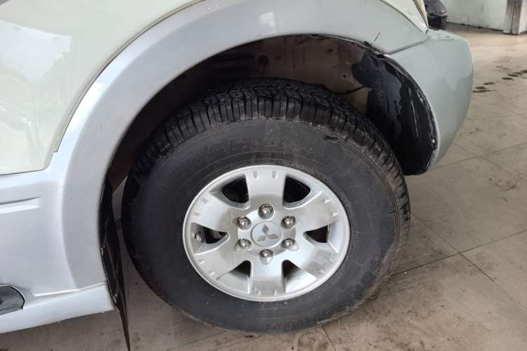 Used Mitsubishi Pajero 2008 V73 3.0L AT GLS
