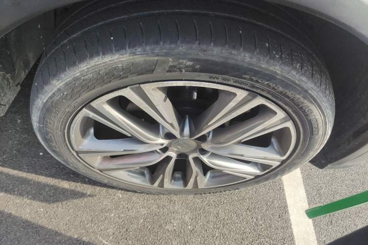 Used BYD Tang 2019 2.0T Automatic SmartConnect Luxury 7-Seater China VI Standard