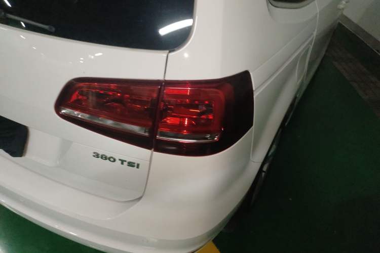 Used Volkswagen Sharan 2018 380TSI Comfort Edition 7-Seater
