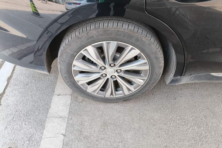 Used Hongqi E-QM5 2024 610 km PLUS Exterior 5