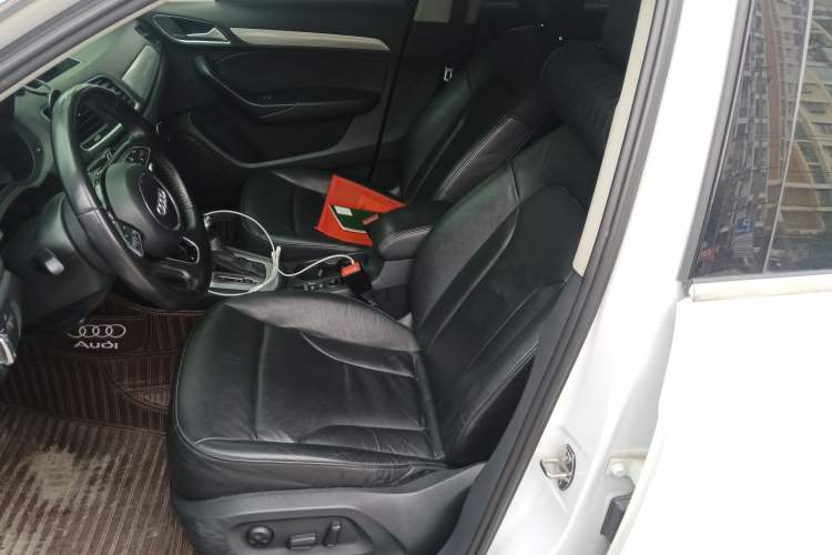 Used Audi Q3 2015 35 TFSI Comfort Model