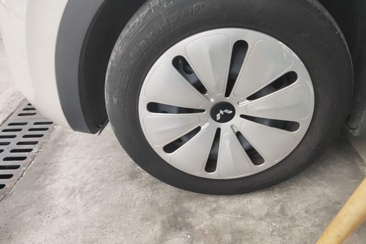 Used Wuling Bingo 2023 203km Light Edition
