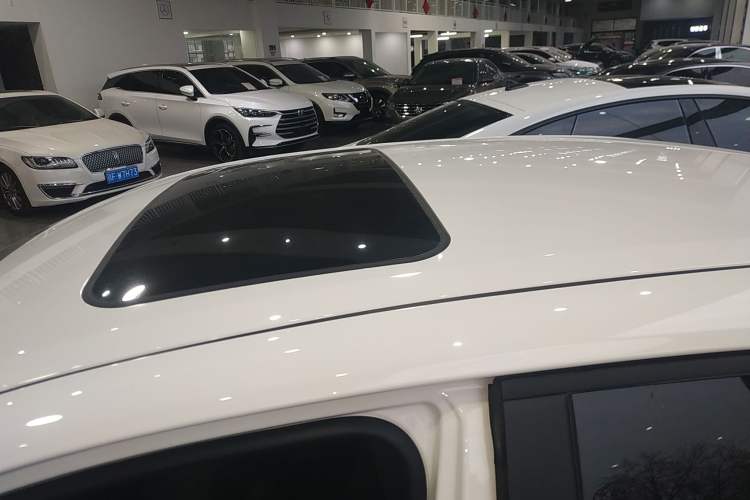 Used Toyota Levin 2024 185T CVT Luxury Edition
