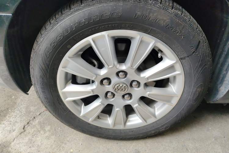 Used Buick LaCrosse 2012 2.4L SIDI Haoya Edition Right Rear Wheel Hub