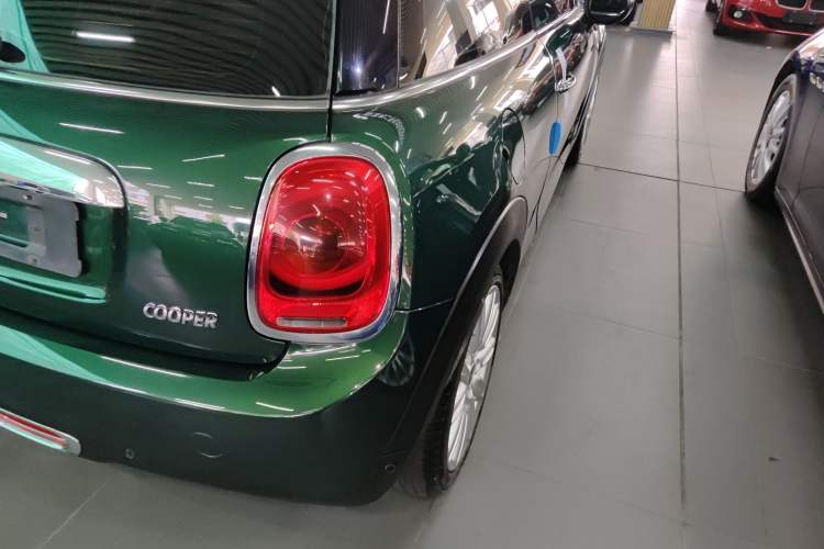 Used MINI 2016 1.5T COOPER Avant-Garde Exterior 3