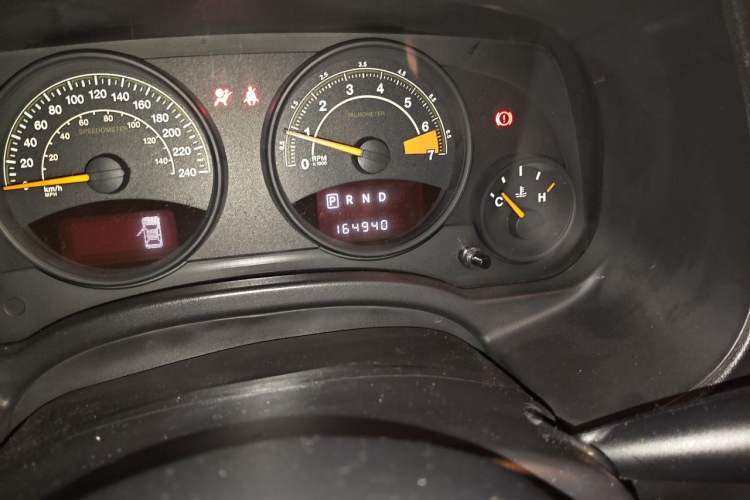 Used Jeep Compass 2013 2.0L two-wheel drive sport version