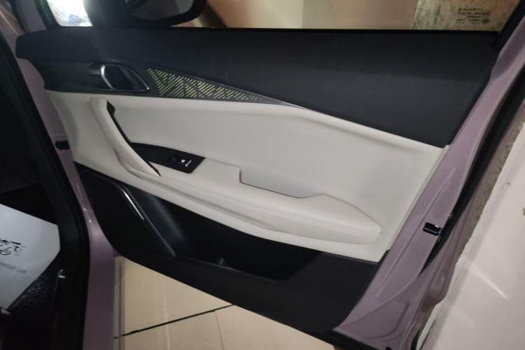 Used Lynk & Co 06 2023 Remix 1.5T Shero
